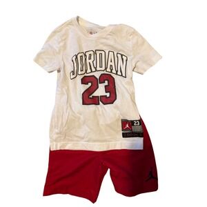 Jordan Boys 2 Piece Set T-Shirt and Shorts White Red Size 4-5 Years 104-110cm